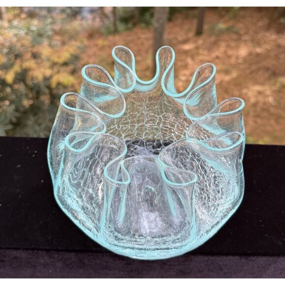 Vtg Aqua Color Crackle Glass Ruffled Crimpled Pinched Pleated Ribbon Glass Bowl - Picture 1 of 11